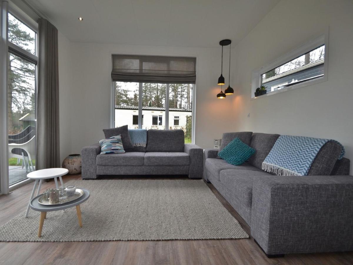 Modern Chalet With Covered Terrace In Nature Ренен Экстерьер фото